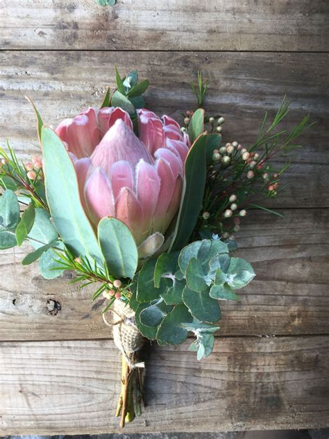 Simple Protea Wedding Bouquet At Peninsula Wild Flower Wedding Party