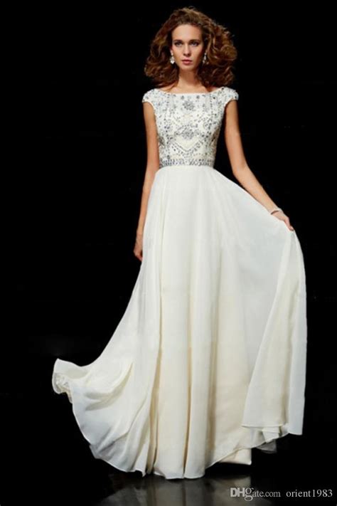 White Chiffon Designer Evening Dresses Beaded Cap Sleeve Scoop Cover Back Long Formal Prom Gowns