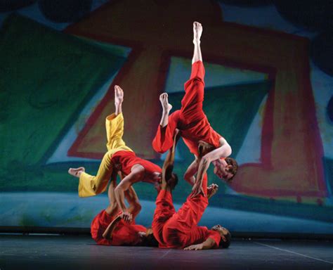 Trisha Brown Dance Company Proscenium Works 1979 2011 And In Plain