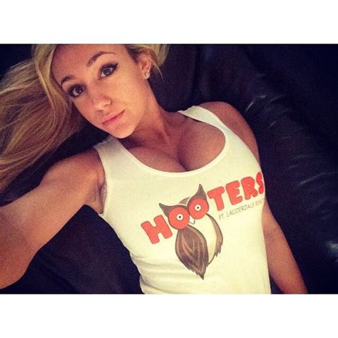 Hooters Porn Pic Eporner