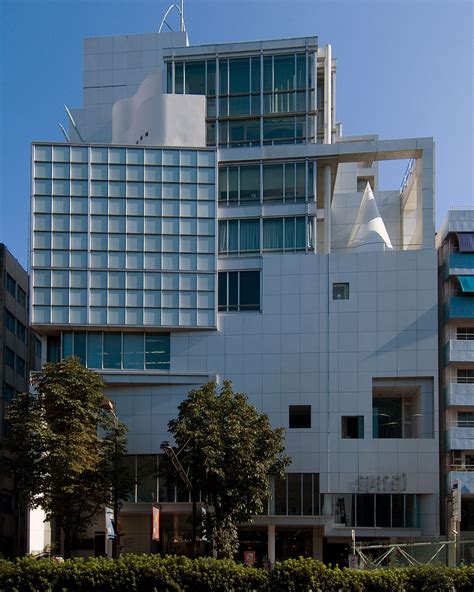 Fumihiko Maki Spiral Building Wacoal Arts Center Tokyo 1985