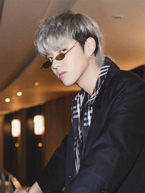 Ward notes that his brother tosten is a pretty boy, who therefore has to be careful around sailors. Vừa trình làng MV mới, Sơn Tùng MTP đã "đụng hàng" G ...