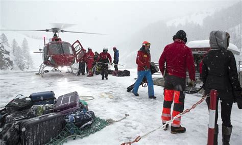 Swiss Resort Cut Off After New Snow Increases Avalanche Daily Mail