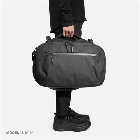 Travel Duffel Black — Aer Modern Gym Bags Travel Backpacks And