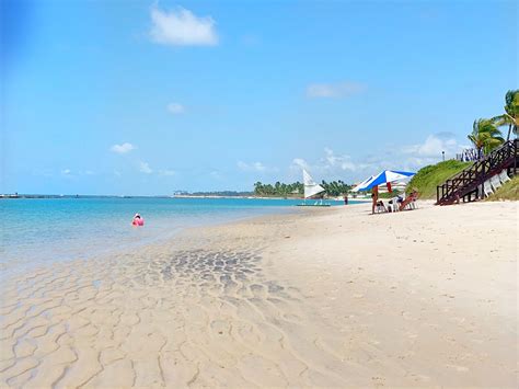 Praia De Muro Alto Em Porto De Galinhas Relax Para A Toda A Família