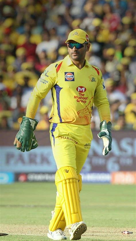 Captian Of Csk Dhoni Wallpapers Download Mobcup
