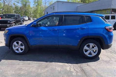 New 2021 Jeep Compass For Sale Near Me With Photos Edmunds