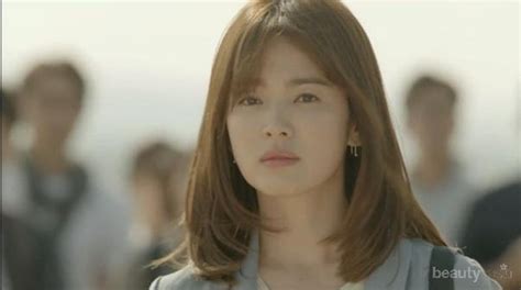 model rambut ala song hye kyo dalam drama korea descendant of the sun