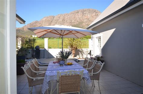 6 Bedroom House For Sale In Franschhoek Remax Of Southern Africa