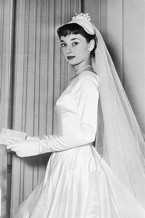 Https://techalive.net/wedding/audrey Hepburn Wedding Dress Photos