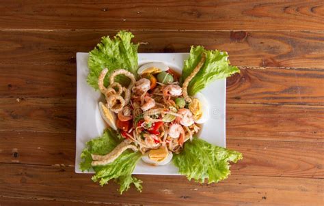 Thai S Spicy Papaya Salad Healthy Food On Wood Table Stock Image