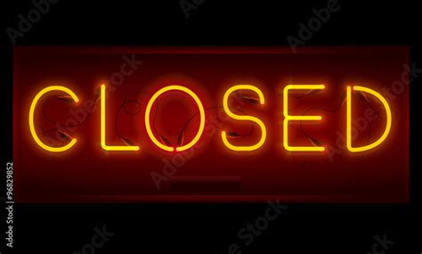 Closed Sign Realistic Neon Inscription Glowing Font Vector