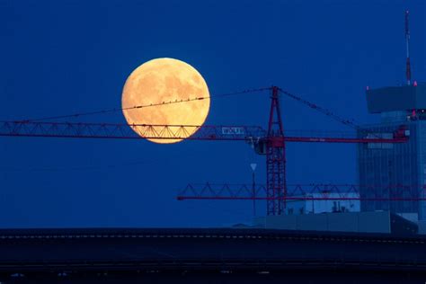This material may not be published, broadcast, rewritten, or redistributed. Super Pink Moon April 2020 LIVE Updates: Date, Timings in ...
