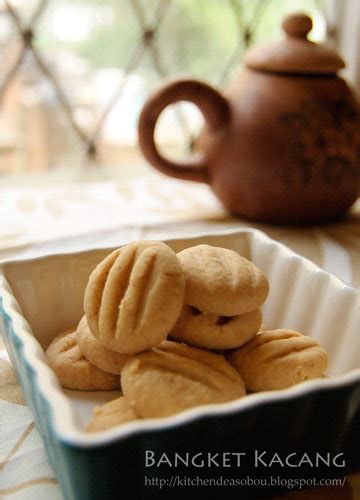 Cake/bolu biskuit lapis kulit pisang(no mixer no ulen) enak lainnya. KBB #20: Biskuit Tradisional - Kue Bangket Kacang | Let's ...