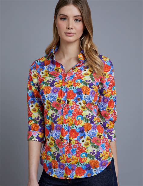 Women S Blue Bright Floral Semi Fitted 3 Quarter Sleeve Shirt Hawes And Curtis