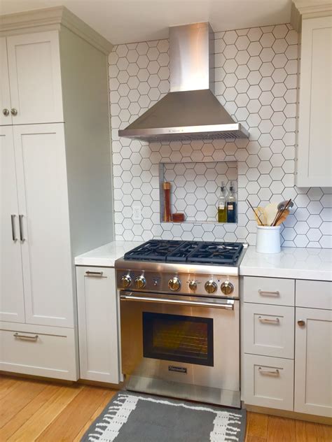 30 Over The Stove Cabinet Ideas