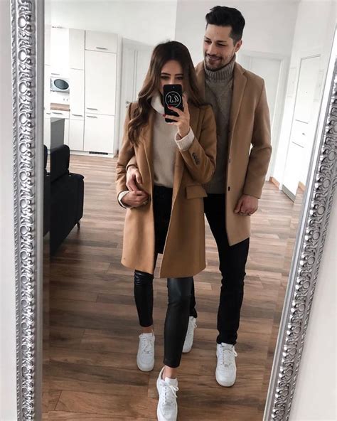 Selection Of The Most Fashionable Autumn Outfits For Couples Matching Couple Outfits Cute