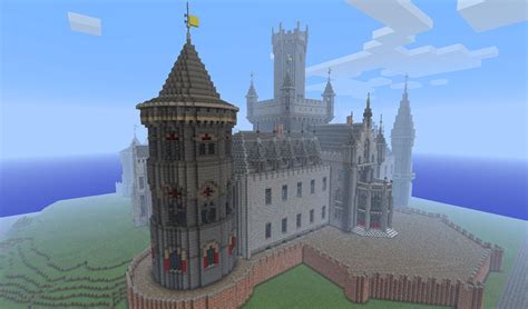 Simply search minecraft castle blueprints in google images to see a large number of layouts you can copy or use as a starting point. A Kings Castle | Minecraft castle, Minecraft kingdom ...