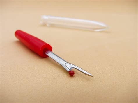 Best Seam Rippers For Sewing And Quilting
