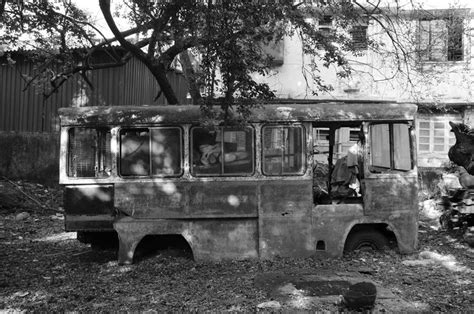 A Bus With No Wheels Bus Wheel Photography