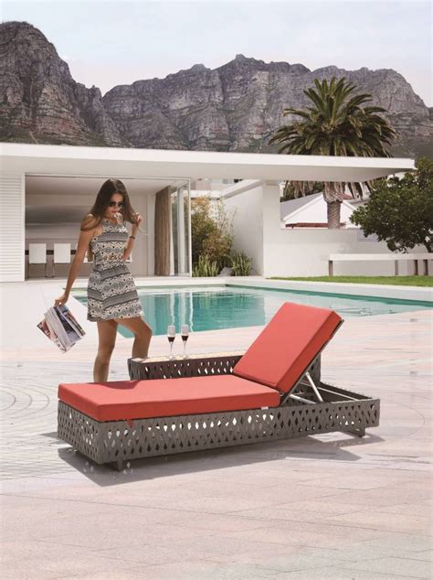 Florence Modern Outdoor Chaise Lounge Beach Bed Icon Outdoor Contract