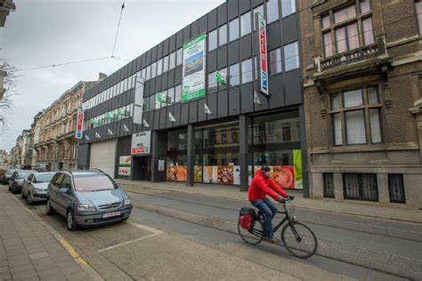 Plein op de hoek van isabellalei en lange leemstraat. Spar Lange Leemstraat failliet (Antwerpen) - Gazet van ...