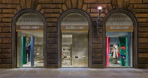 Nueva Boutique De Giorgio Armaniluxury Retail