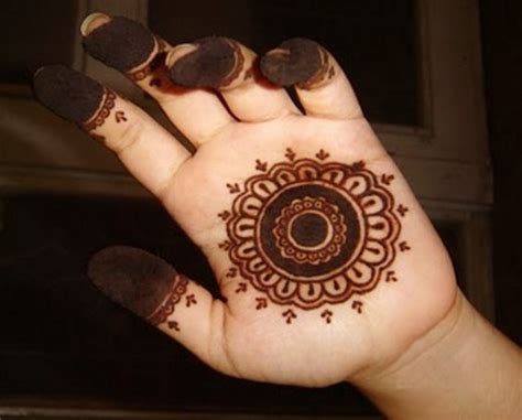 20 Simple Mehndi Designs For Hands Of All Time Sheplanet