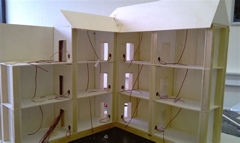 Wurde erst anfang dieses jahres gekauft, leider spielt unsere tochter nicht damit. Puppenhaus Barbie Selber Bauen | Puppenhaus bauen, Haus ...