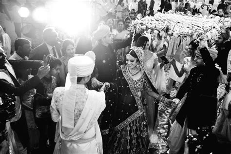 Hand in hand wedding photography. Hand in Hand by Ashu Kalra | Wedding Photographer Hand in Hand by Ashu Kalra | Delhi NCR ...