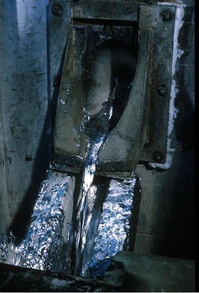 Casting Metal Molten Aluminum Forging Difference Metalworking