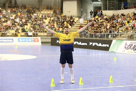 ͜͡ há um mafioso, um detetive, um médico e os. Interação, homenagens e diversão no Jogo dos Craques da ...