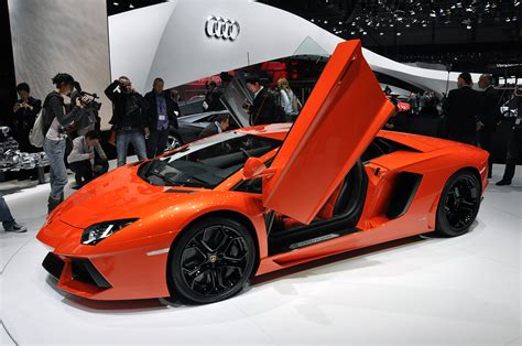 New Lamborghini Aventador Lp700 4 2016 Prices And Equipment