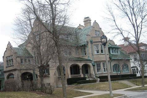 House Confidential Mysterious 1 Million Lakeside Mansion Urban