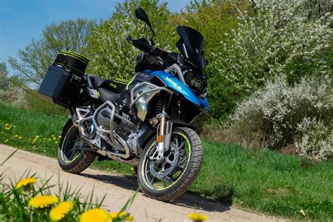 The bike was presented in september 2014 at the intermot. Conversion BMW R1200GS 2018 de Hornig avec plus de confort ...