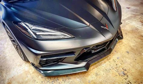 C8 Corvette Stingray Gets Hot New Carbon Fiber Kit Carbuzz