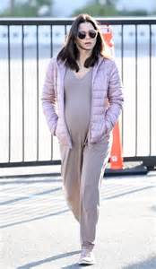 Born on the 3rd of december in the year 1980 as jenna lee dewan, she is a famous actress and as well as a dancer in the industry with the american origin. Pregnant JENNA DEWAN Out in Los Angeles 02/04/2020 ...