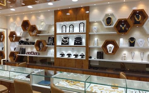 Jeweller In 2022 Showroom Interior Design Store Design Interior