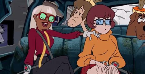 Velma Is A Lesbian Warner Bros Just Confirmed What Weve Always Known