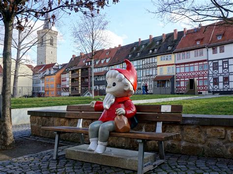 Check the erfbde8exxx swift / bic code details below. ERFURT - Eine Zeitreise ins Herz Thüringens