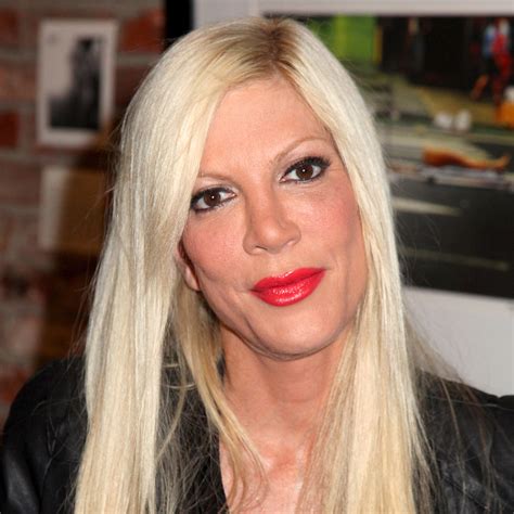 Tori Spelling Nose Job Plastic Surgery Before And After Photos