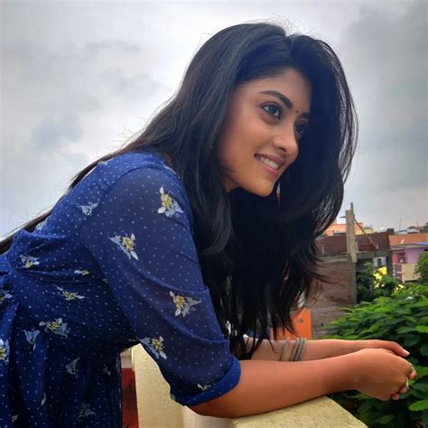 actress ammu abhirami instagram photos and posts december 2021 gethu cinema