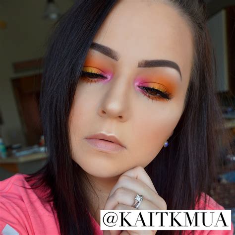 Colorful Orange And Pink Eye Makeup Look Using The Morphe 35b Palette