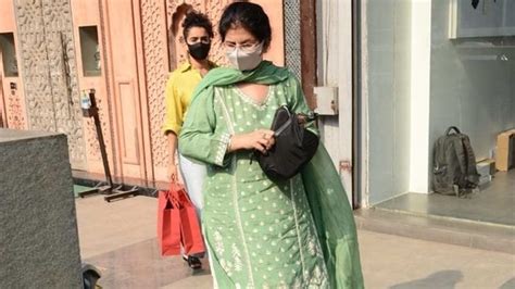 Deepika Padukone Spotted Post Shoot Sanya Malhotra Goes Shopping With