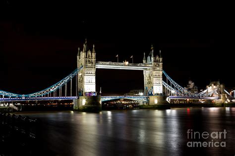 Night Image Of The River Thames And Tower Bridge Photograph By David