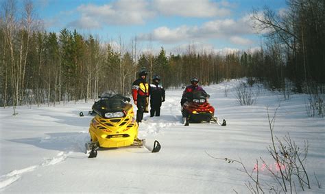 Snowmobiling In Saskatchewans Lakeland Snoriders