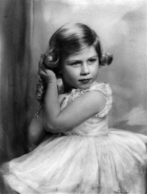 Claire foy feels pretty fond of queen elizabeth ii. These Cute Photos of a Young Queen Elizabeth II Will Make ...
