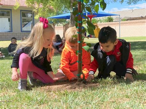 Merryhill Preschool Students Plant Tree For Earth Day Las Vegas Nv Patch