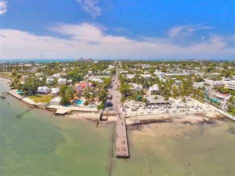 Great View Of The Southernmost Pointthe Other End Of Duval Key