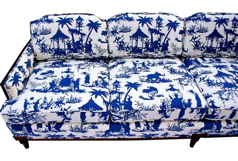 One Kings Lane Chinoiserie Toile Sofa Chinoiserie Chic Living Area